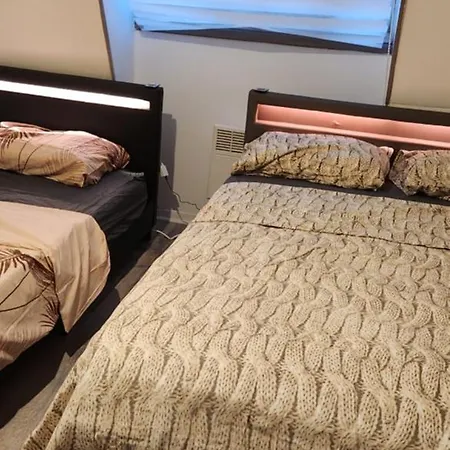 Aparthotel Location T2 *